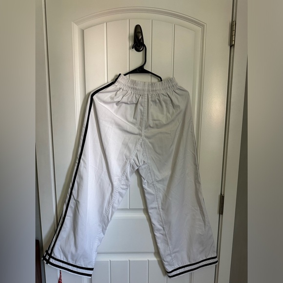 High-Quality Hapkido Martial Arts Uniform with Belts – Fits Size Small - Picture 3 of 6